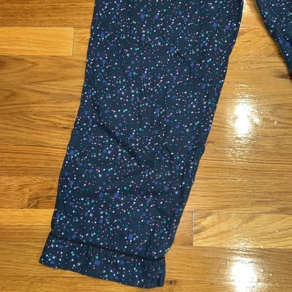 Women’s Victoria’s Secret Pajamas Pants - Picture 4 of 8